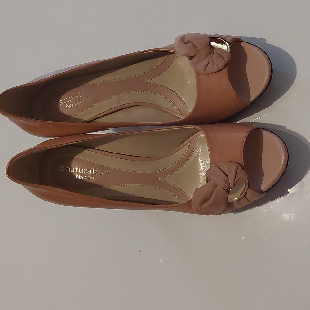 Naturalizer open toe pumps